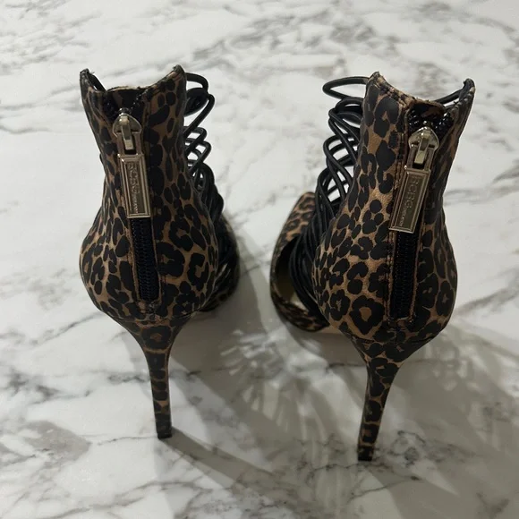 BCBGeneration Leopard Print Heels with Black Straps Size 7 - Picture 5 of 7